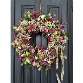 Dáliák rózsák ajtókopogtató