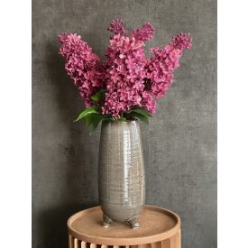 Orgona virágkompozíció 3 lábú váza