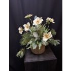 Krém helleborus virágkompozíció arany zsinóros kaspó