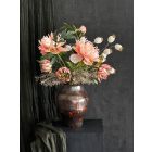 Barack bazsarózsa virágkompozíció barna váza