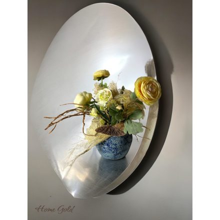 Krém virágkompozíció vintage váza