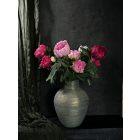 Bazsarózsa virágkompozíció  arany padló váza