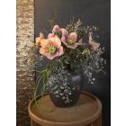 Helleborus virágkompozíció  kancsó váza