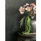 Helleborus virágkompozíció  kancsó váza