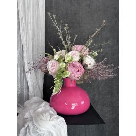 Rózsák virágkompozíció bádog váza