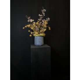 Ordhidea bogáncs virágkompozíció kék kaspó